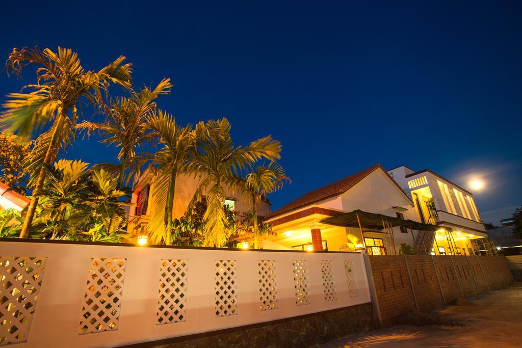 Holy Land Homestay ฮอยอัน ภายนอก รูปภาพ